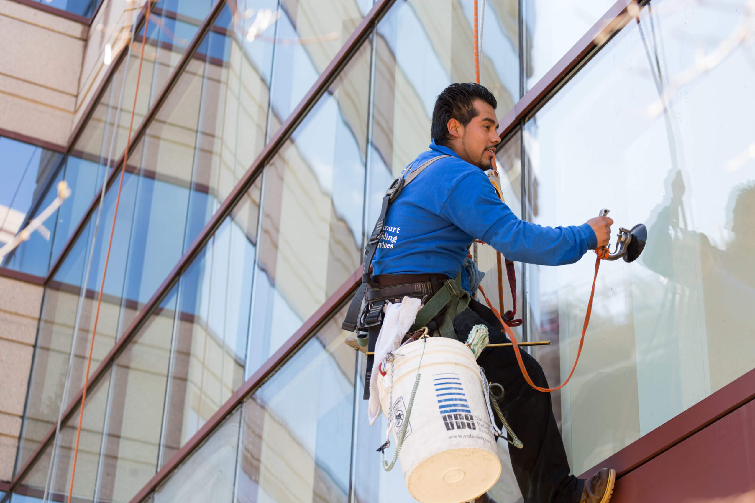 Valcourt Launches ProXpress, New Rapid-Repair Department